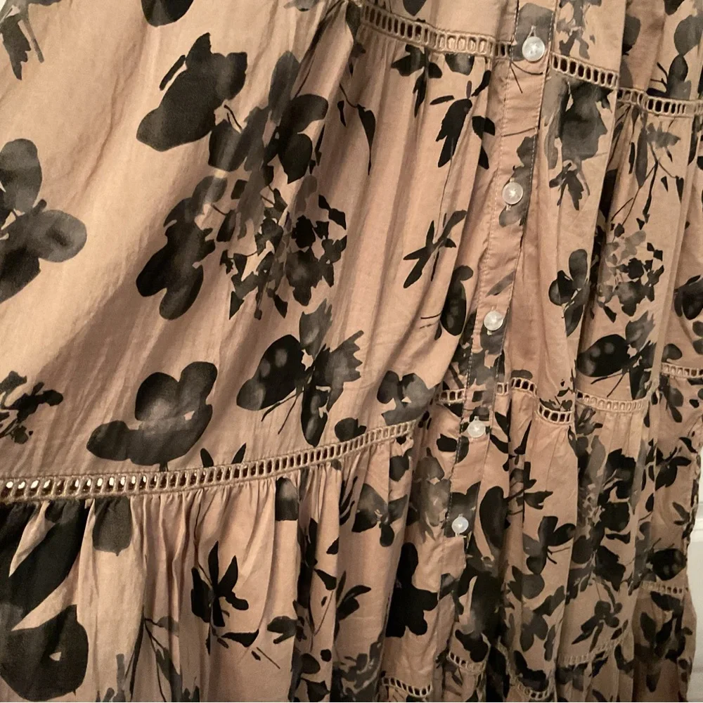 GAP Tiered Midi Shirtdress - Picture 7 of 8